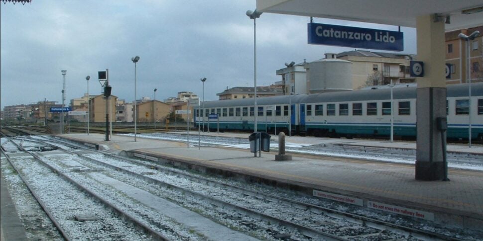 Electrification of the Sibari-Catanzaro Lido railway line, Oliverio: everything has stopped since January 2020