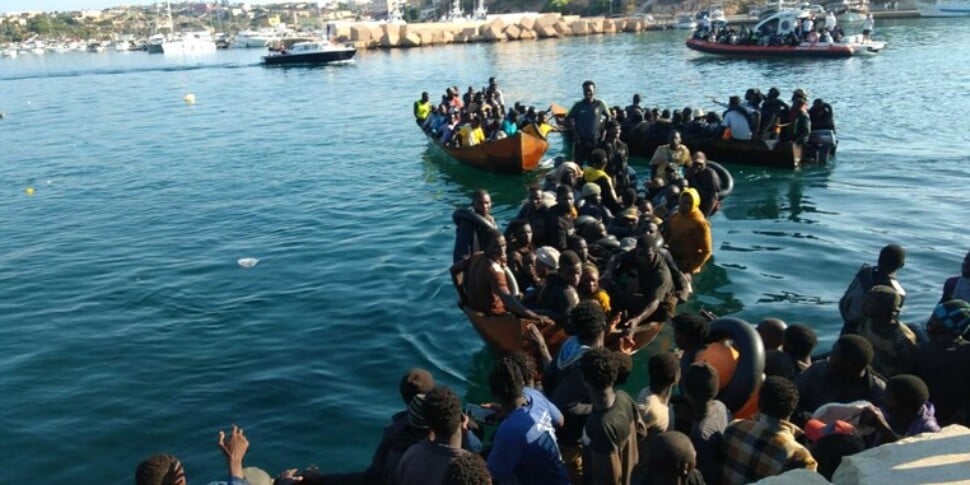 Migrants in Lampedusa, Germany reopens reception.  Urgent meeting in France on the Italian situation