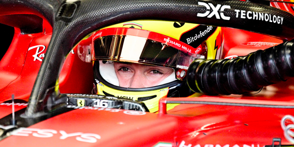 Monza, Ferrari is here!  Sainz in pole position, Leclerc third behind Verstappen