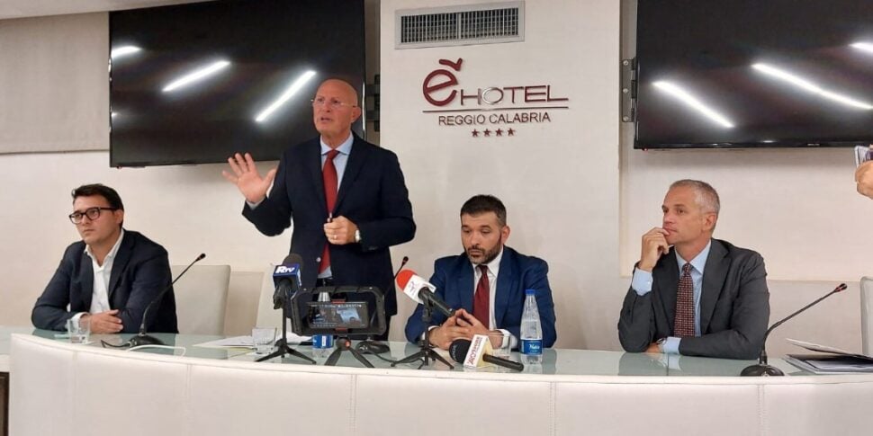 Reggina raced against time to register for the Serie D tournament