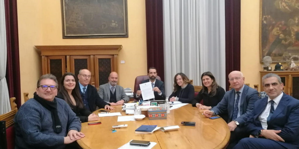 School buildings, road revolution and bridge: September is a time of challenges for Basile