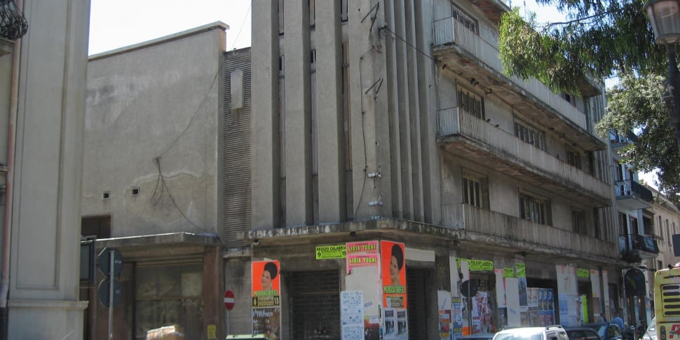 The former Orchidea cinema in Reggio: a month to flourish