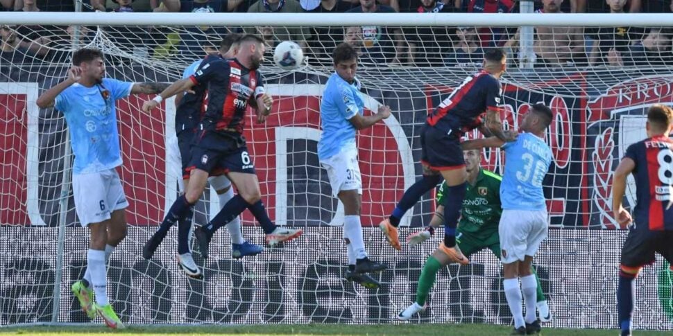 Crotone beats Picerno 2-1 and rises to ten points in the standings