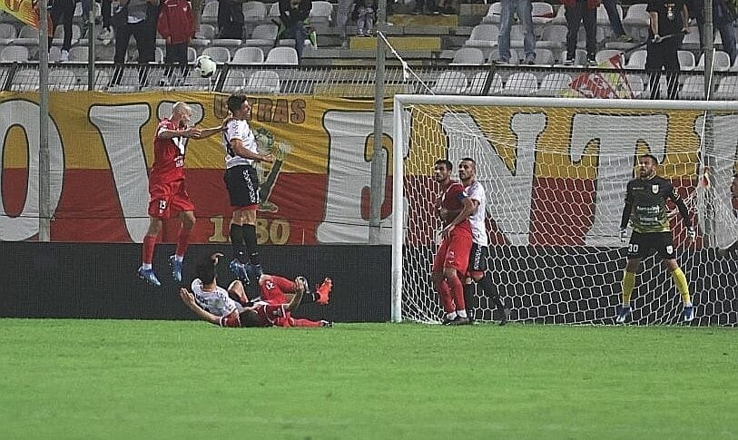 Messina beaten by Brindisi at home: Plescia and Manetta will miss the match against Crotone