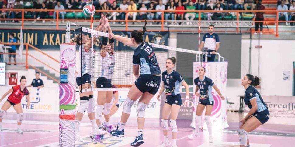 Women's volleyball, Città di Messina achieves the hat trick in A2: Bologna knocked out