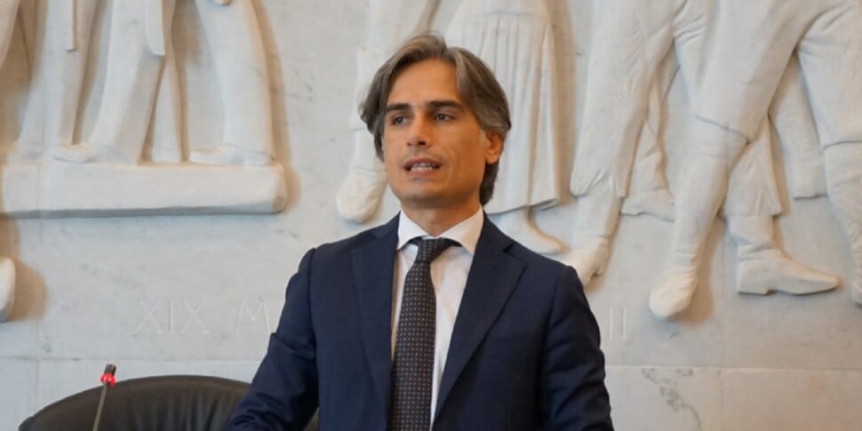 Reggio municipal council, from zeroing to reshuffling?