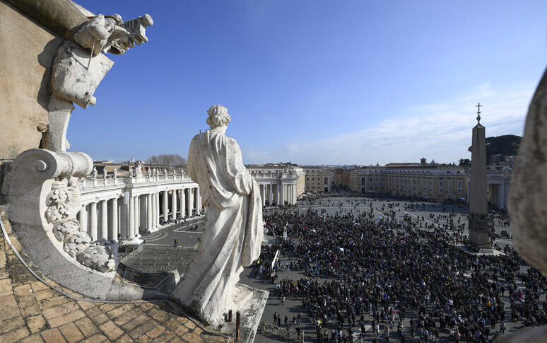 52-year-old from Palmi tries to enter San Pietro with a knife, arrested