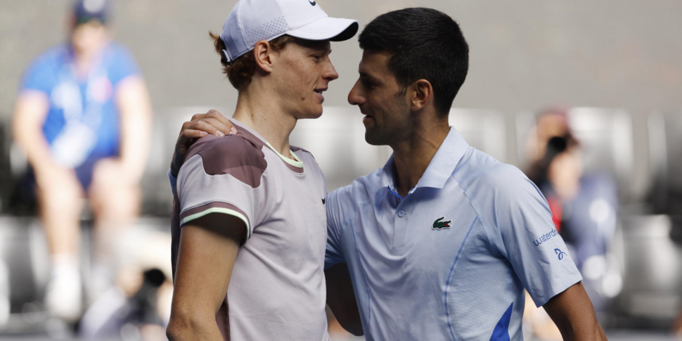 Jannik!  Djokovic bows in front of an amazing Sinner (3-1): he will be the final of the Australian Open.  Now Medvedev