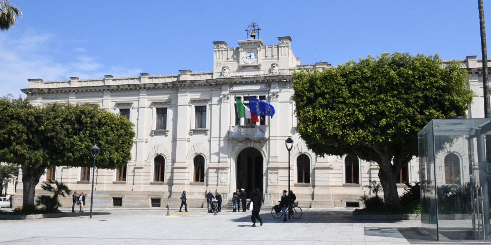 Public notice Cohesion policies, the Municipality of Reggio Calabria presents an application for the hiring of 21 officials