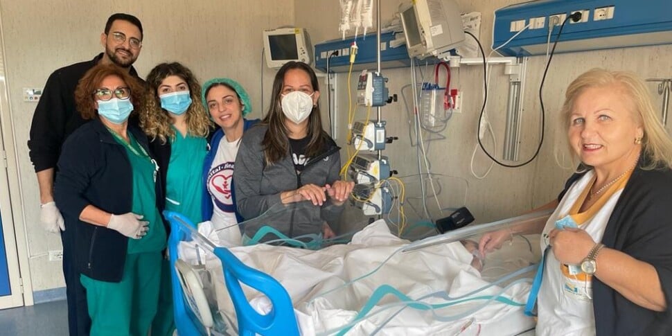 Taormina, little Hector who underwent heart surgery is well and can return to Venezuela: "It's the Christmas miracle"