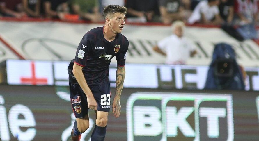 Cosenza comes close to achieving the feat in Parma (10 men in the final), Camporese responds to Cyprien.  Poles of Tutino and Man