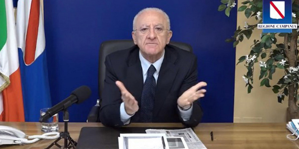 De Luca against differentiated autonomy: "We will set up barricades in Rome"