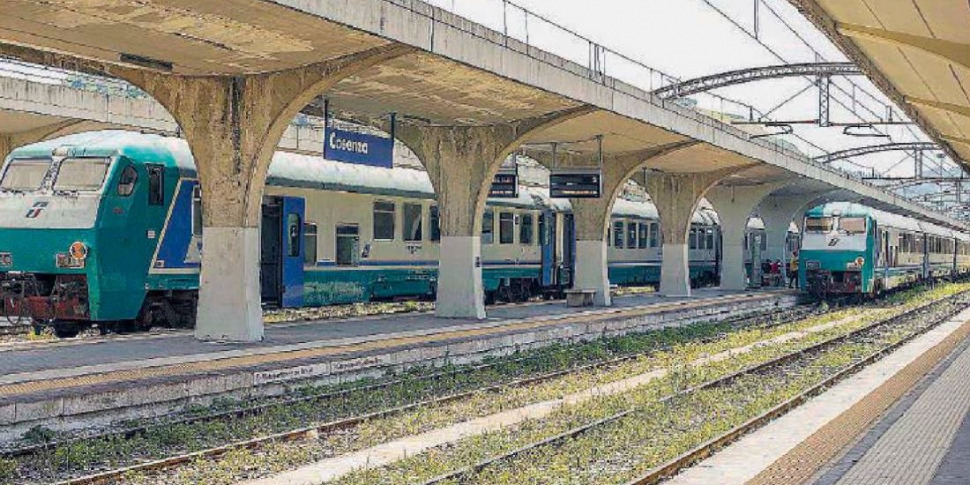 Cosenza, redevelopment of the Vagliolise station: something is moving.  Meeting between the Municipality and RFI