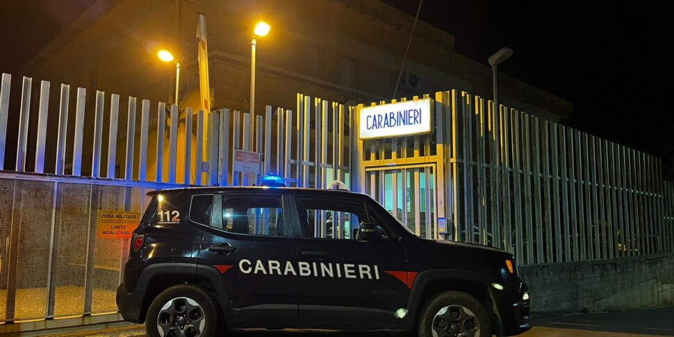 They set fire to an insured warehouse to collect... the prize: two arrests in Caraffa di Catanzaro