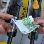 Petrol starts to rise again and reaches a 6-month high.  Green served at 2,051 euros.  Diesel fuel, on the other hand, is decreasing slightly