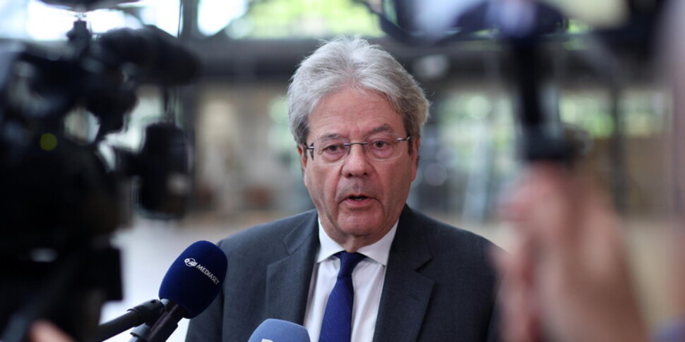 The EU raises its expectations for Italy's GDP in 2024 to 0.9%. Gentiloni: "Global political uncertainty is high"