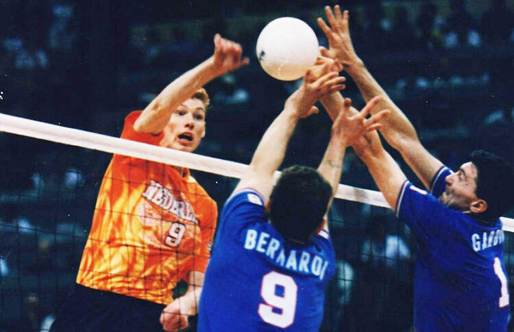 The best volleyball team of the 20th century, Tuesday 23 the Rai documentary on the generation of phenomena