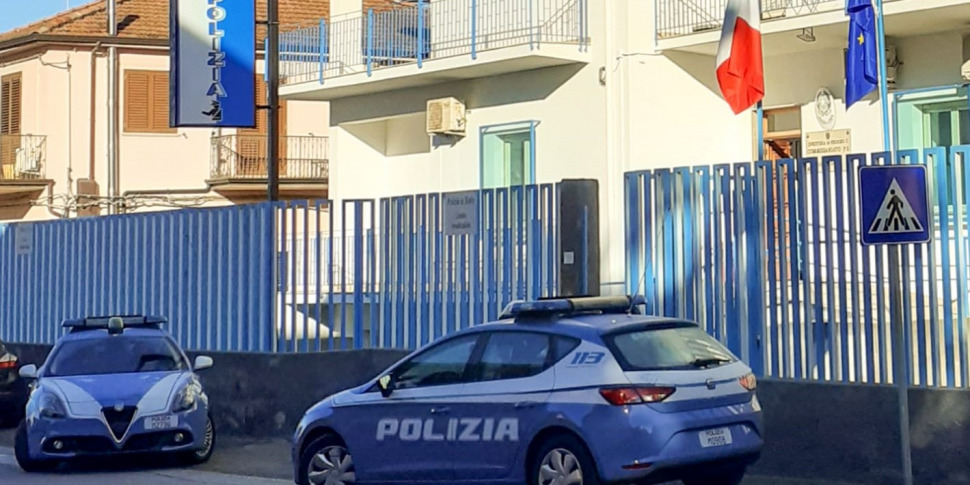 He stole their bags with a rental car: some women were the victims between Vibo and the Piana di Gioia Tauro