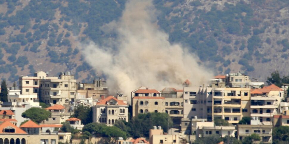 Missiles from Lebanon on a Kibbutz, a 30-year-old Israeli man killed. The Jewish State prepares its response to Hezbollah