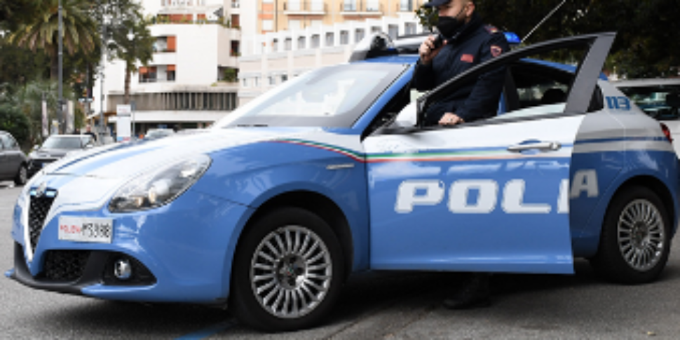 Movida, sale of alcohol to a minor: the owner of a Reggio beach resort reported