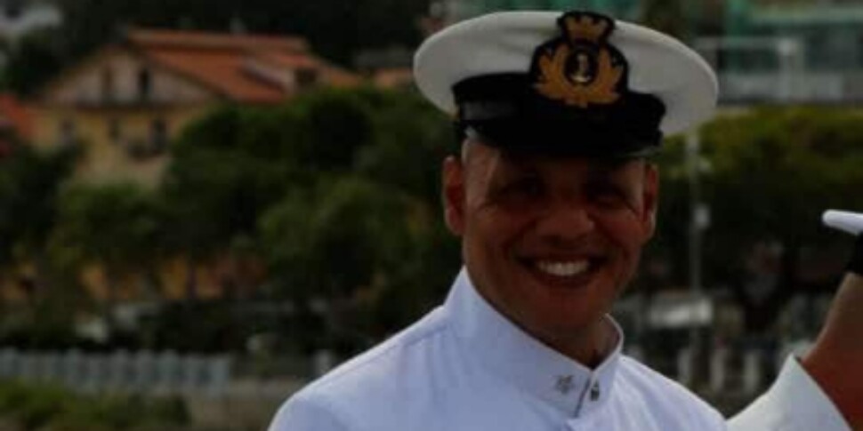 Pizzo, soldier "hero by accident": saves a neighbor's life with cardiac massage