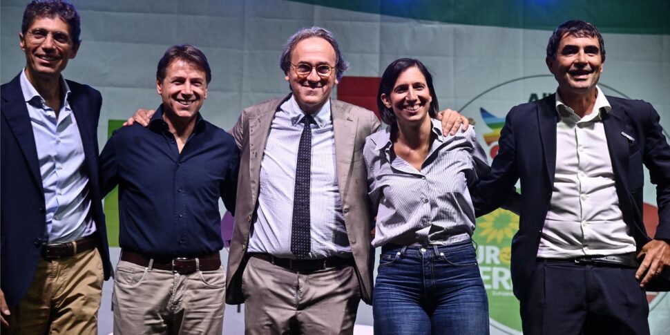 The Wide Field on the Avs Stage: The Permanent Table is Underway. Schlein, Conte, Fratoianni-Bonelli and Magi Draw the Perimeter