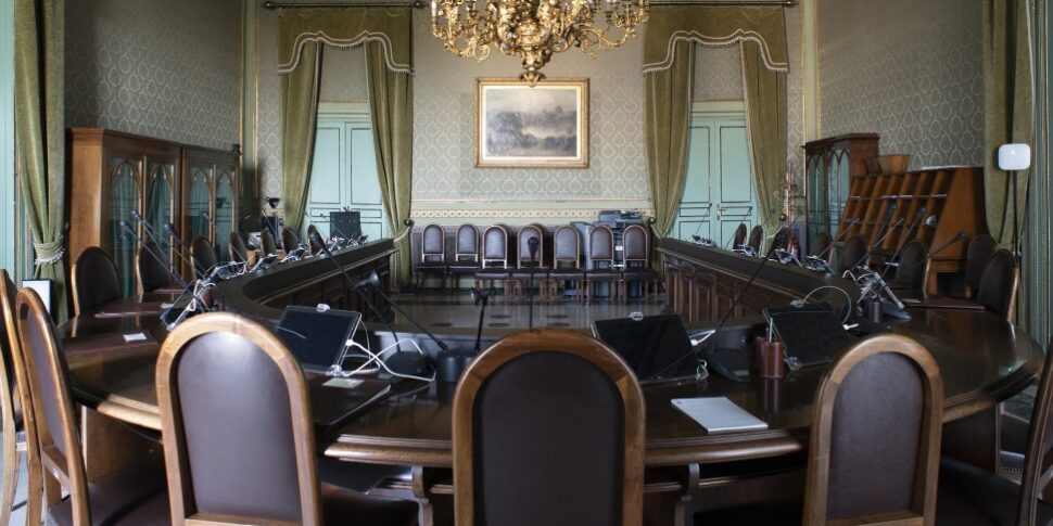 Maneuver, traps for Schifani in the Ars Budget commission