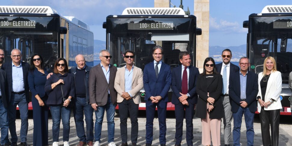 The Atam fleet of vehicles continues to grow in Reggio: another 11 new electric buses were presented at the Arena dello Stretto