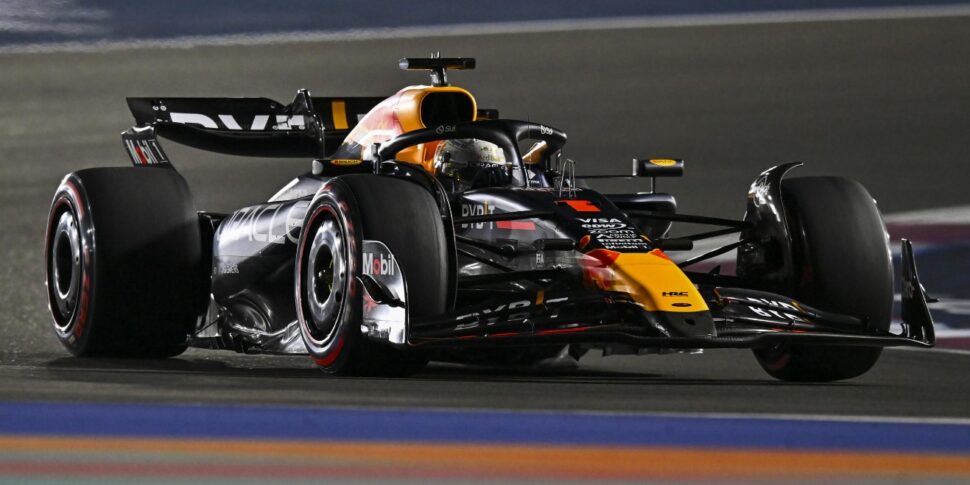 F1, twist at the Qatar GP: Verstappen penalized, Russel takes pole