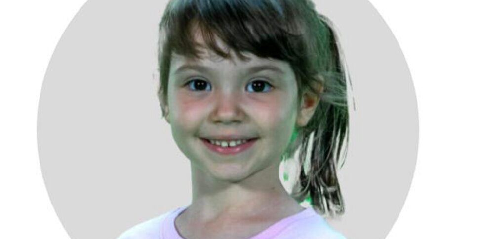 Zecchino d'Oro 2024: Delia Veltri, 6 years old from Cosenza, enchants with "Animal School"