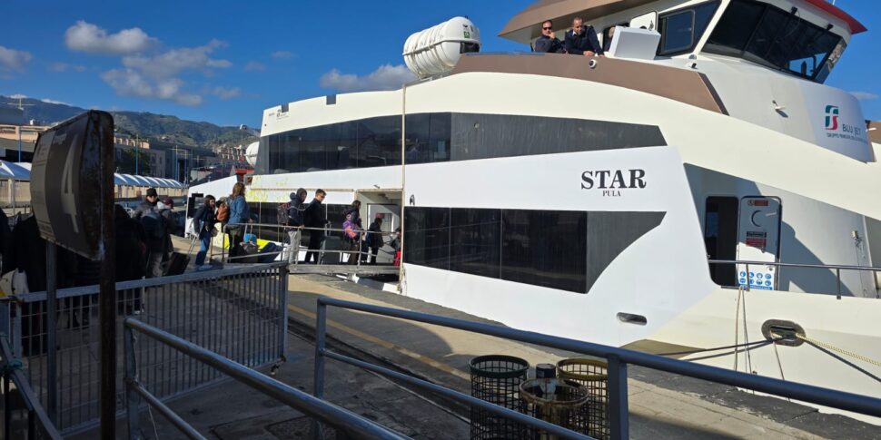 A new vehicle in the Blu Jet fleet is in service in the Strait of Messina: the Star hydrofoil