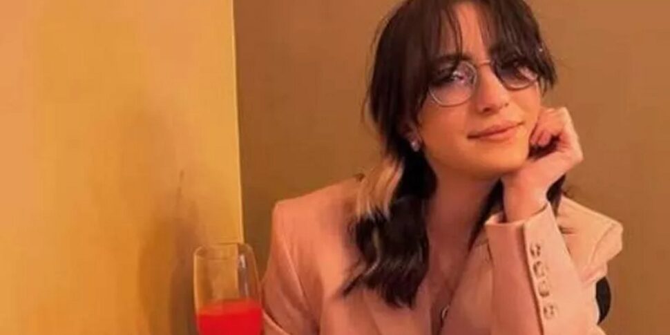 Italian student Anastasia Sarro falls from a balcony in Mexico, seriously