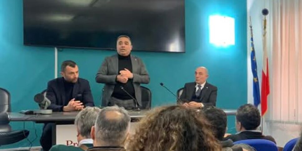 Schools and roads in Crotone and the province made safe. Ferrari: «The territory has returned to the center»