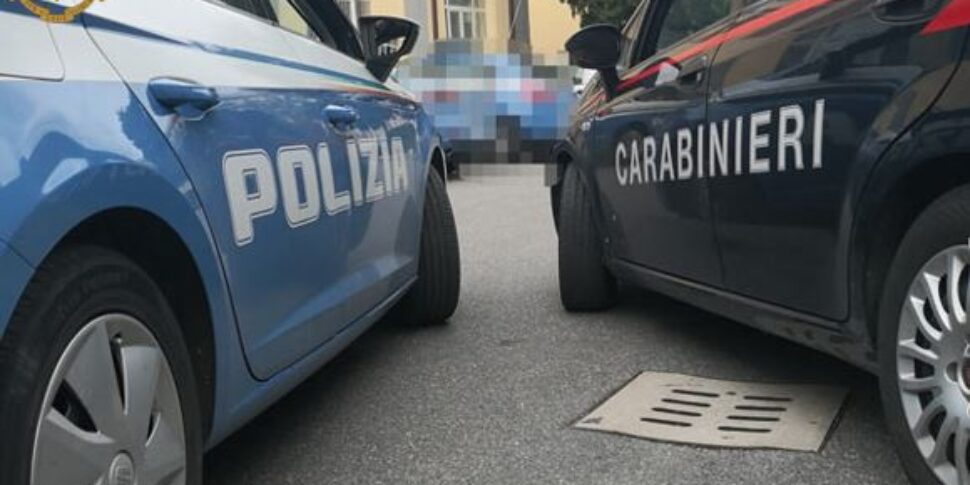 Vibo, knife with 6.5 centimeter blade in the glove compartment of the car: reported
