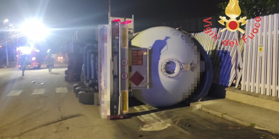 Fear to Rende, a cistern contains gas is overturned: some families residing in the Lecco district leave