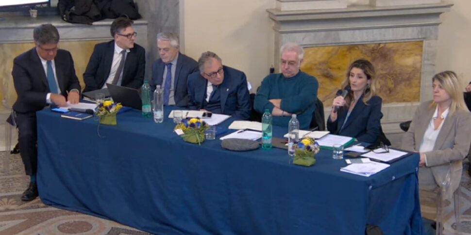 Capital of culture, Reggio's candidacy: today the hearing Al Mic. And La Spezia is played the "paper" Andrea Bocelli