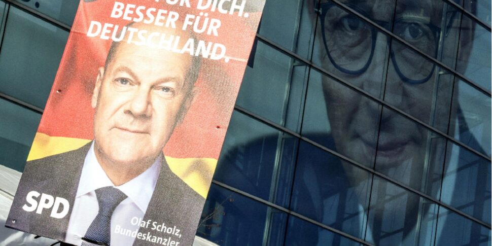 Towards a large koalition in Germany: the alliance between conservative and social democrats possible