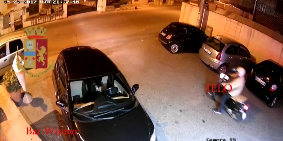 Murder of the tobacconist Bruno Ielo in Reggio Calabria, in the classroom the super expert report