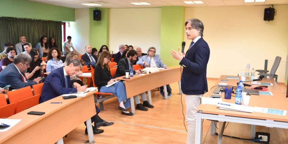 Reggio Calabria, metropolitan city without functions: Falcomatà accuses Region and "Delrio"