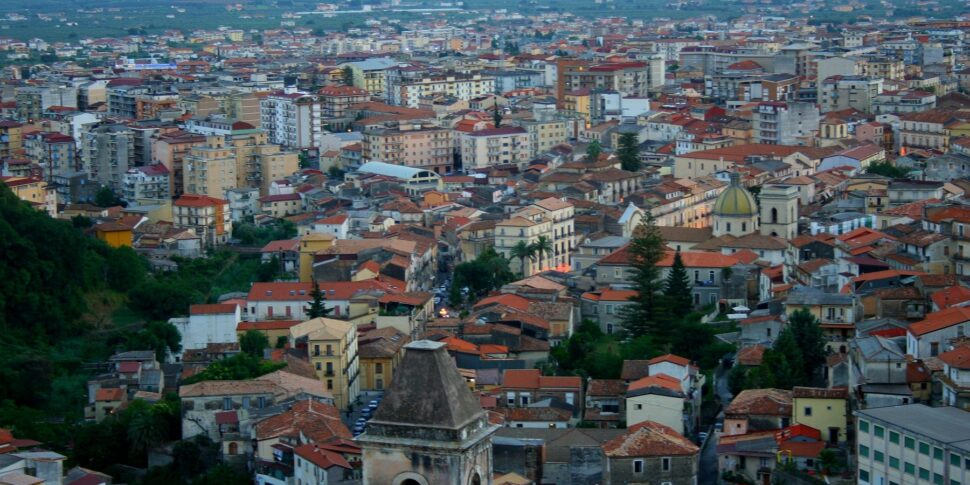 The election campaign in Lamezia closes, the last appeals of the three candidates
