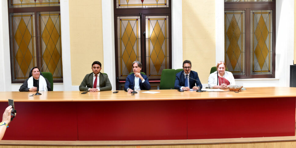 Reggio Calabria, at Palazzo Alvaro the final ceremony of the student competition "San Gaetano Catanoso": the winners of four schools awarded