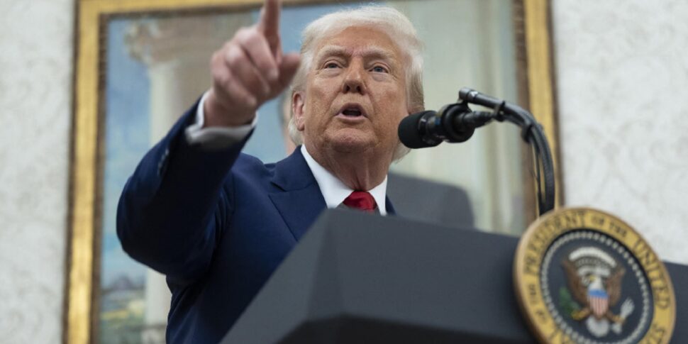 Trump prohibits travel in the USA from 12 countries for national security reasons. Stop to visas for foreign students in Harvard