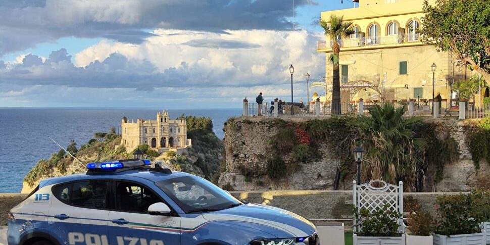 Tropea, arrested for theft two boys and a minor