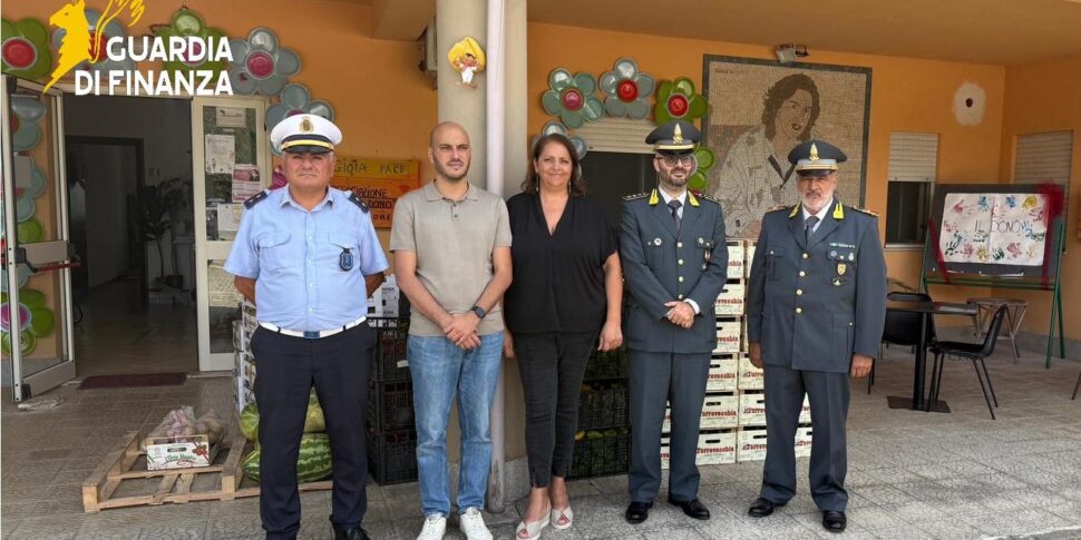 Commercial abusiveness in Vibo Valentia, two tons of fruit and vegetables seized