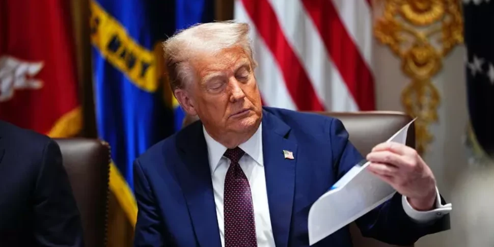 "A bilateral Putin -zeky bilateral, a trilateral with me is possible": Trump opens up to the use of US planes for Kiev's safety. Russia and Ukraine? "They will stupidly fight"