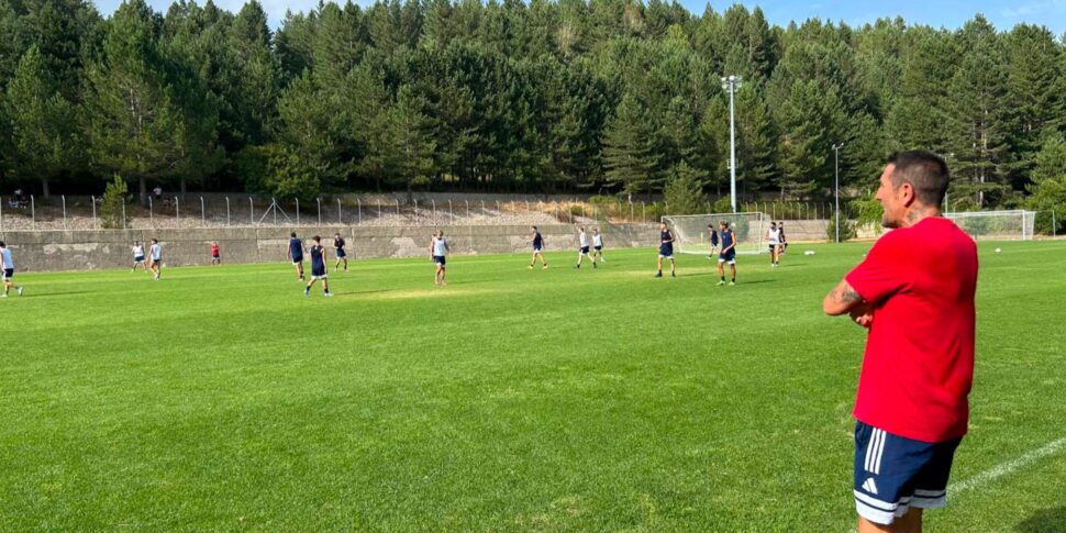 Cosenza, ugly tile for Mr. Buscè: Kourfalidis breaks