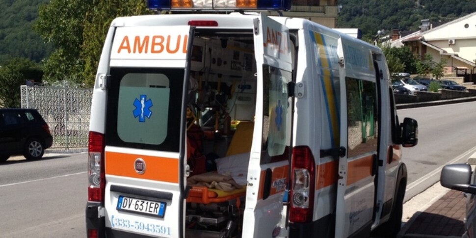 Drama in Catanzaro, a one -year -old boy invested by a van dies