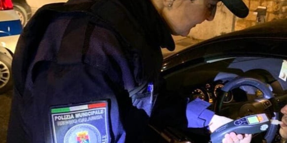 Drunk and under the influence of drugs behind the wheel: six complaints in 48 hours in Reggio