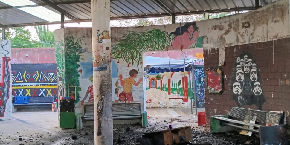 Fire at the "Cartella" Social Center in Gallico, "The fifth attack in the aftermath of the no Ponte event"