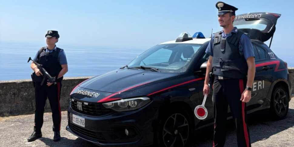 Fuscaldo, quarrel at the feast of St. Francis: he hurts a man and threatens the carabinieri, arrested 40 years old